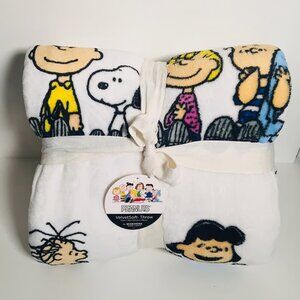 Snoopy Peanuts Velvet soft Fleece Throw Blanket